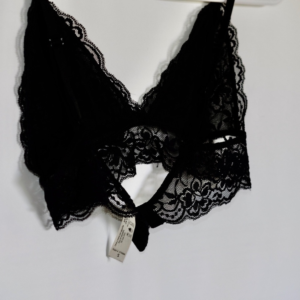 Black lace bralette